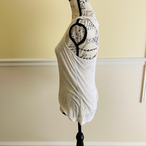 Julie’s closet white floral tank long top women’s - Picture 2 of 6